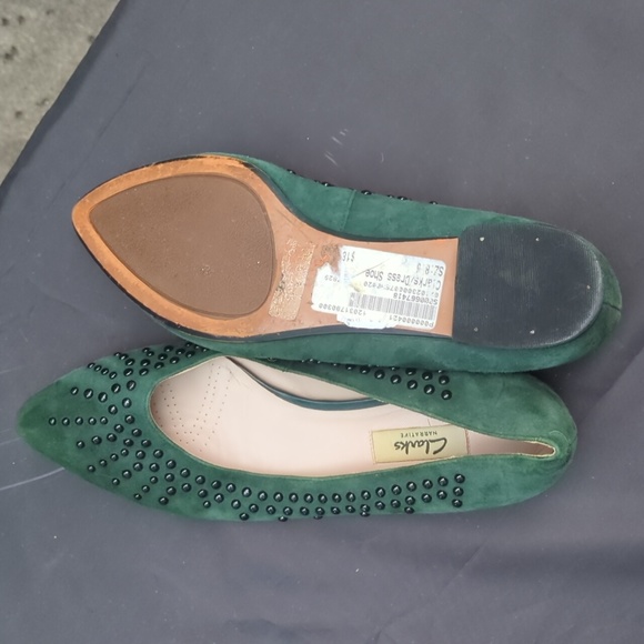 Clarks Amulet Crystal - Picture 3 of 3